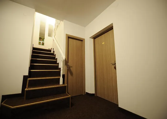 Pensiunea Natura בית הארחה קריובה